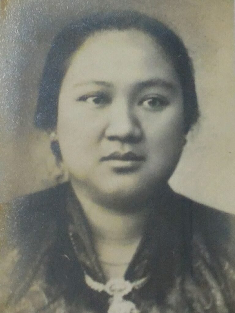 Raden_Dewi_Sartika
